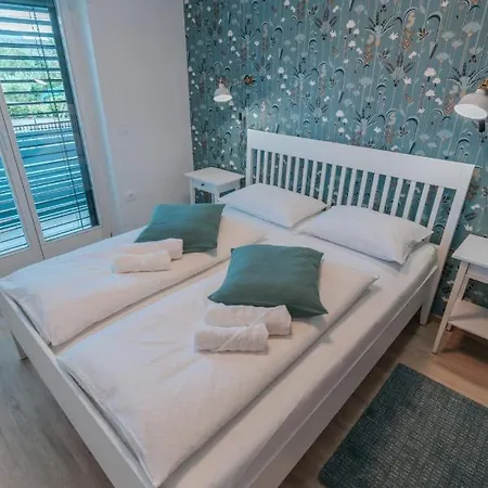 Apartma Lamberger Appartamento Zirovnica
