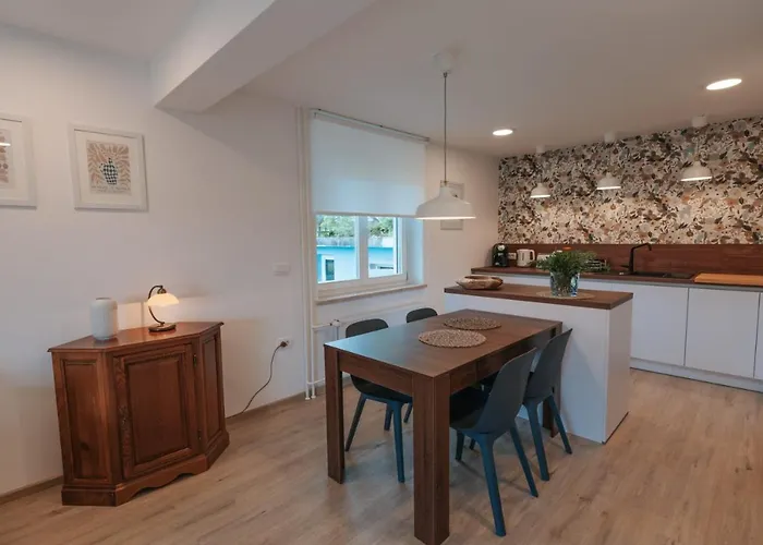 Apartma Lamberger * Zirovnica